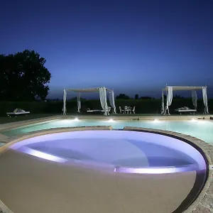 Relais Montemaggiore Bed & Breakfast Bettolle